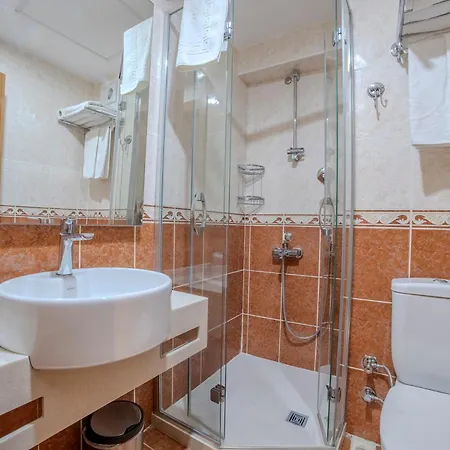 Otel Resitpasa 3*