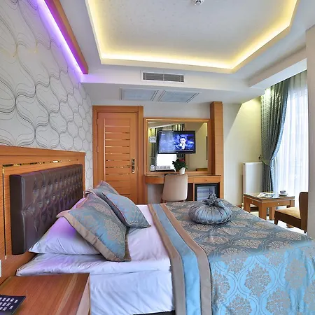 Hotel Resitpasa 3*
